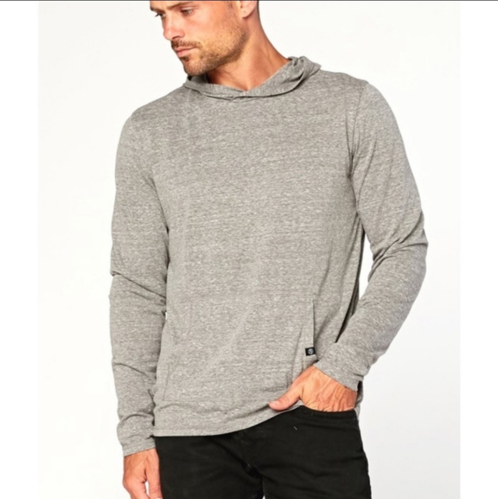 Long sleeved hoodie pullover